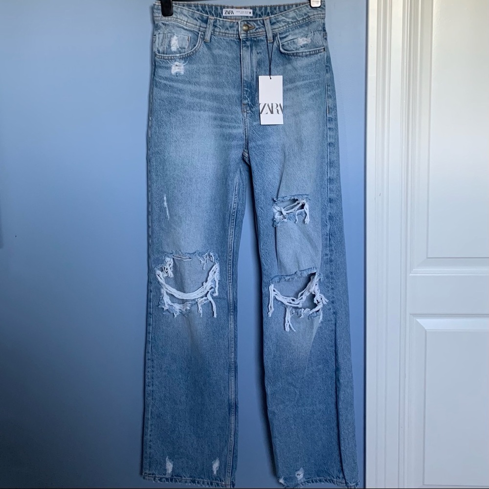 NWT ZARA RIPPED JEANS